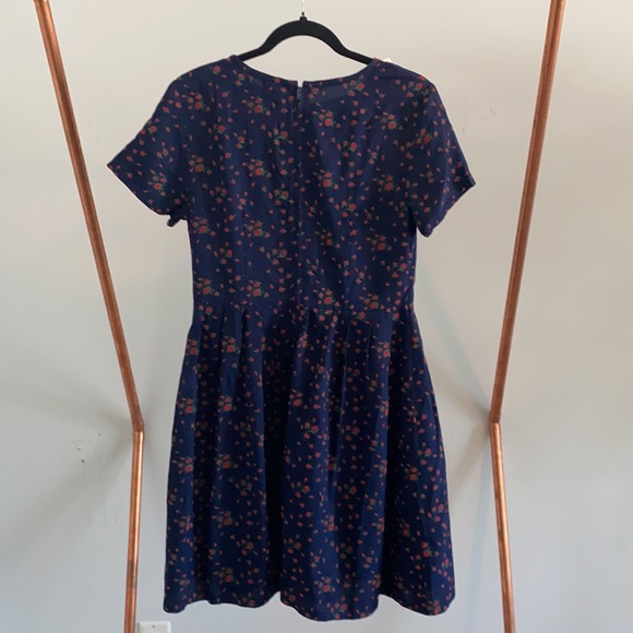 Supayana short sleeve dress - Picture 2 of 3